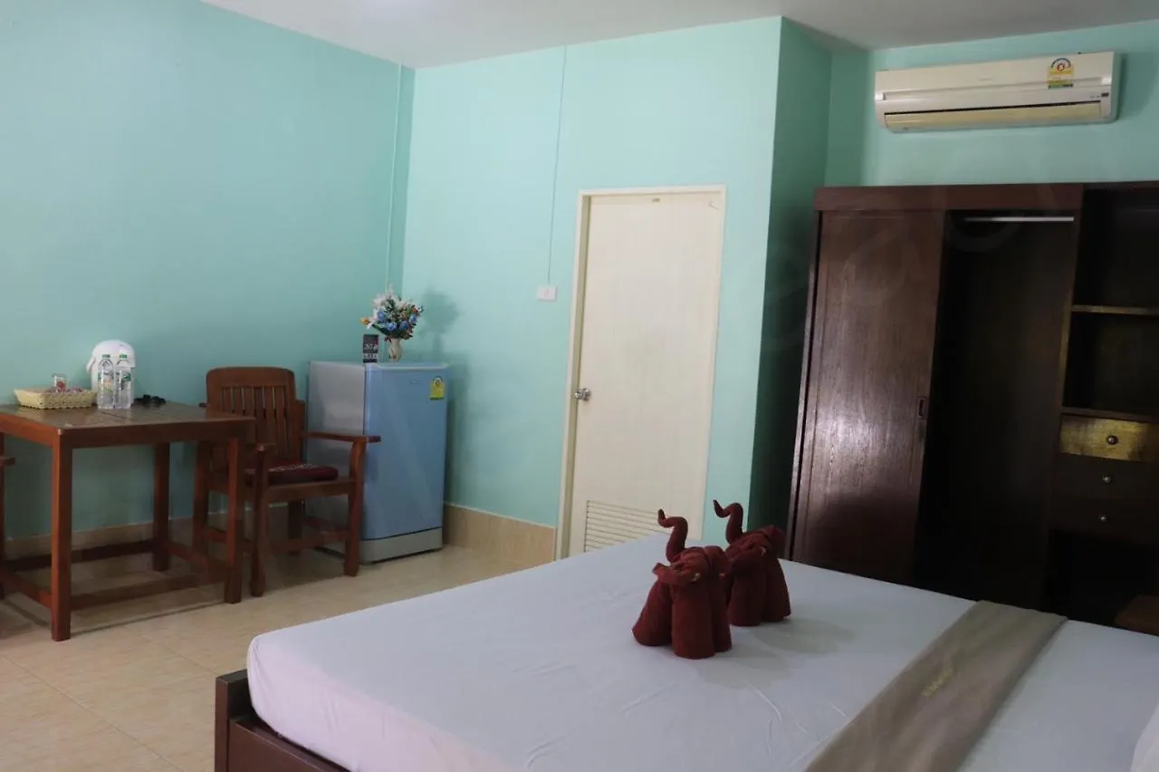 קאו לק Smilebeach Resort Khaolak 0*, קאו לק תאילנד